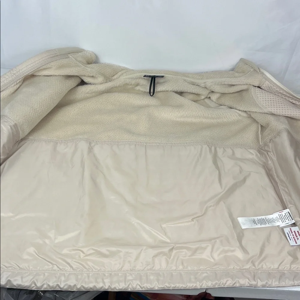 Patagonia Sz Large Re-tool Jacket Hybrid Cream (Fall '24) EUC